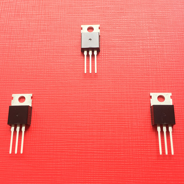 飛虹FHP3710場效應(yīng)管可替代IRF3710更好保證電動(dòng)車轉(zhuǎn)換器運(yùn)行！