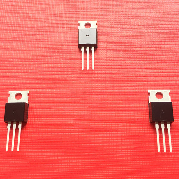 國(guó)產(chǎn)自主核心技術(shù)的場(chǎng)效應(yīng)管：FHD9540，適用于電動(dòng)車(chē)儀表盤(pán)